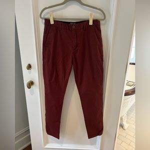 Scotch & Soda “Mott” flat front chinos in Burgundy red, 29x32
